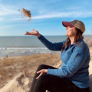 Meet your Posher, Kira